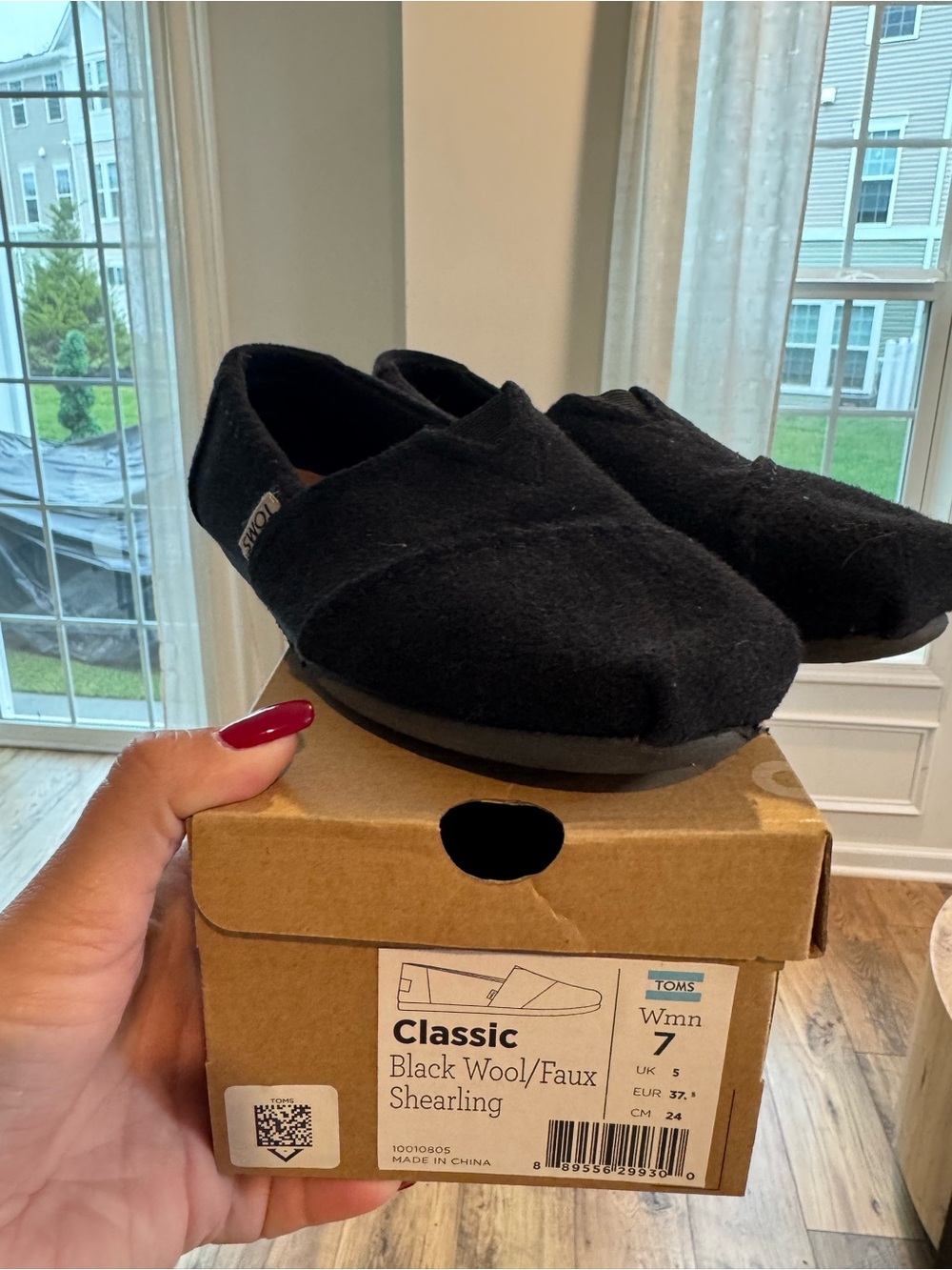 TOMS Classic Black Wool Slip-On Shoes